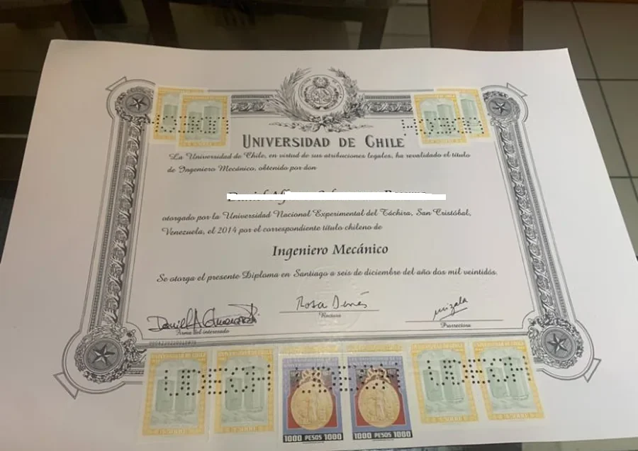 Título universitario en Chile